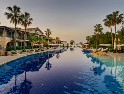 Image for Columbia Beach Resort: Top 5 reasons to book