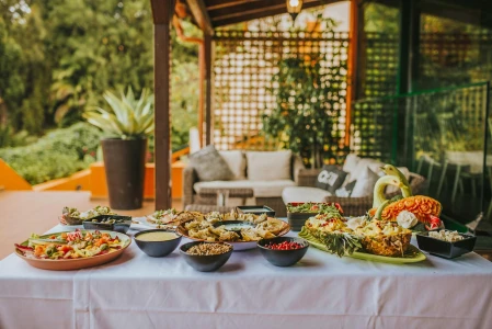 Image for 3.  The delicious food 