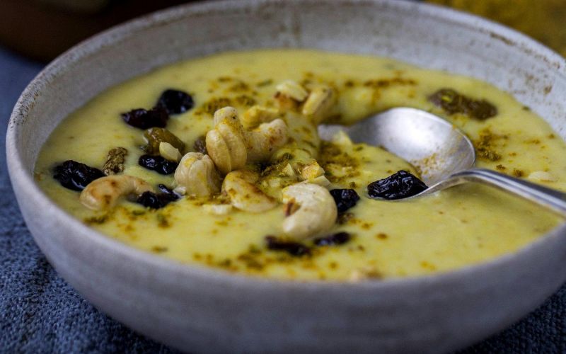 Jasmine Hemsley\'s sunshine yellow porridge 