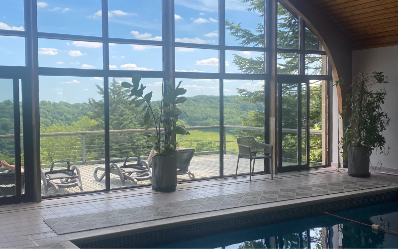 Tara’s Travel Review of the Combe Grove Estate Tara’s Travel Review of the Combe Grove Estate