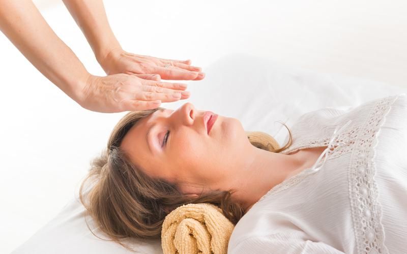 Haylen Newton tells us all about energy healing Haylen Newton tells us all about energy healing