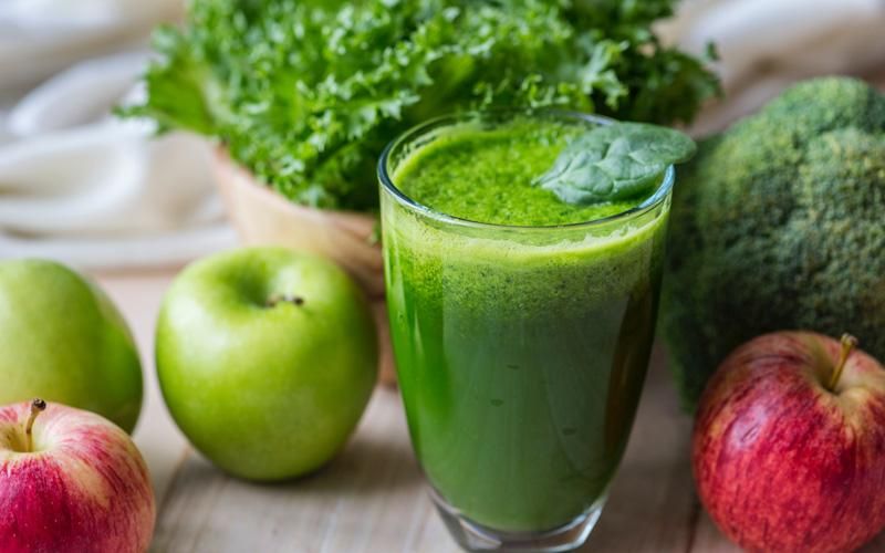 How to make a quick super food smoothie How to make a quick super food smoothie
