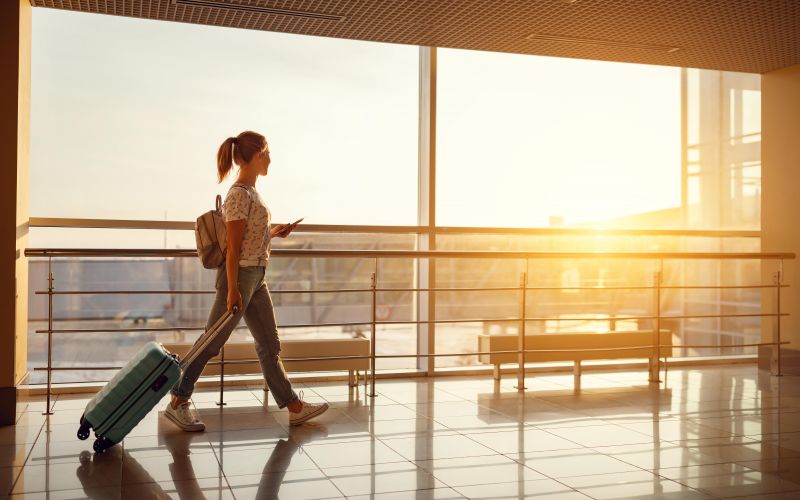 Healthy airport, flight and jet-lag tips 