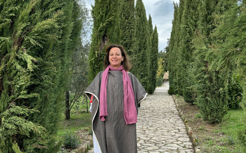 Join Stella’s experience at Datu Wellness Retreat in Italy, a transformative escape offering yoga, meditation, holistic therapies, and nourishing cuisine designed to restore balance and vitality. Datu Wellness Retreat Italy Review: Yoga & Holistic Healing | Wellbeing Escapes