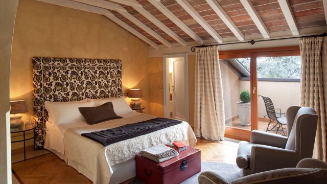 Superior Double Room L'Albereta Superior Double Room L'Albereta