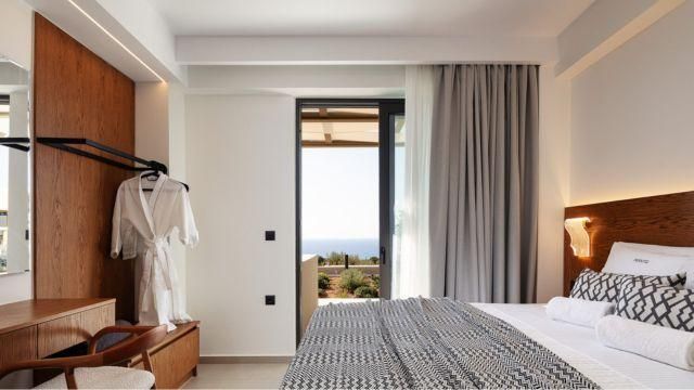 Room Wellbeing Escapes Hiking & Yoga Retreat in Crete